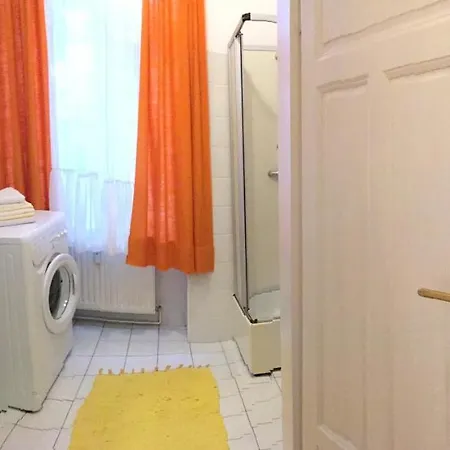 بيت ضيافة Gaestehaus & Privatzimmer Posch موريك