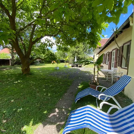 بيت ضيافة Gaestehaus & Privatzimmer Posch موريك